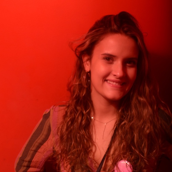 Meet your Posher, Taylor - Picture 1 of 1